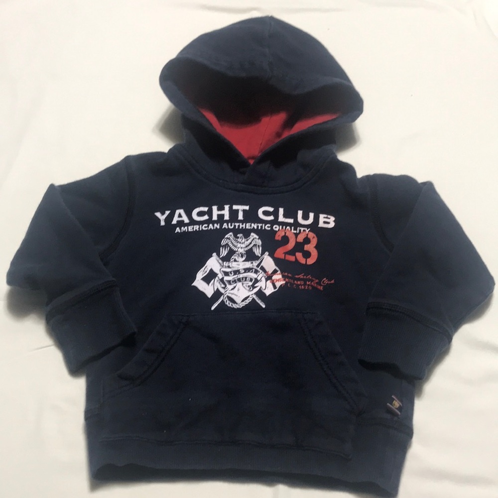 East land hoodie 2T